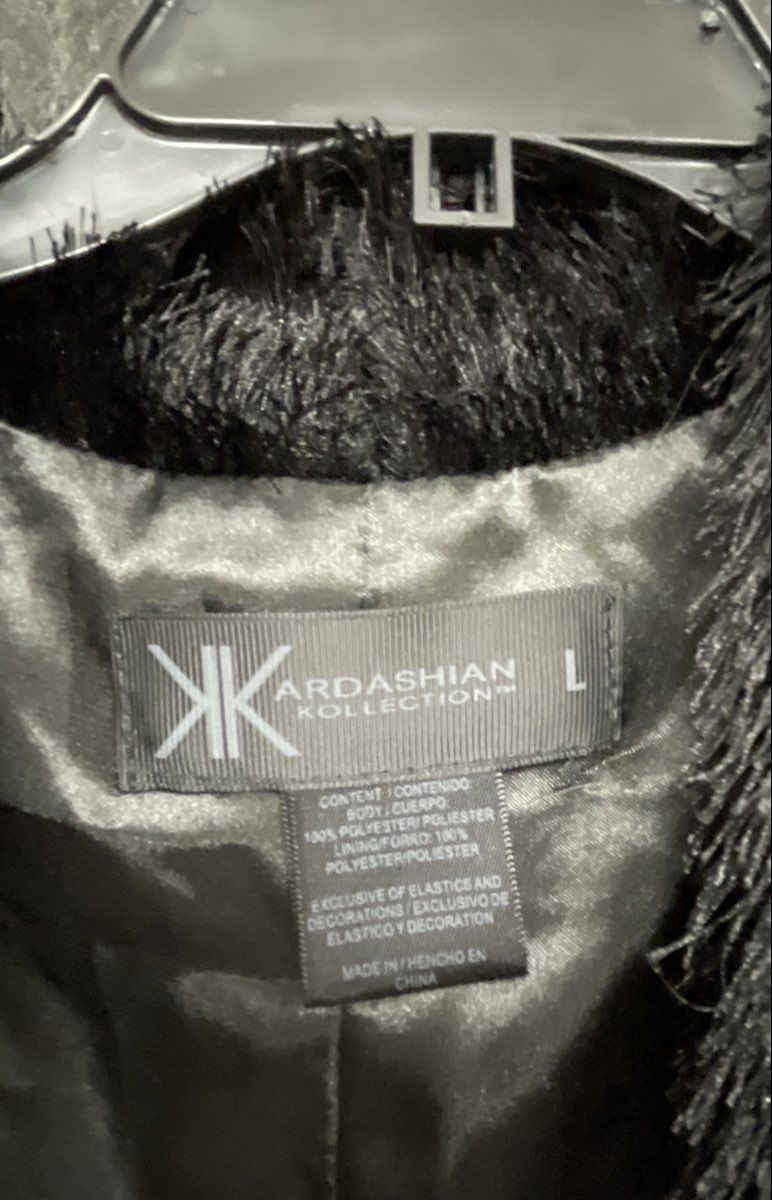 Kardashian Kollection Women's Black Shaggy Faux Fur Vest and Skirt Set Size L