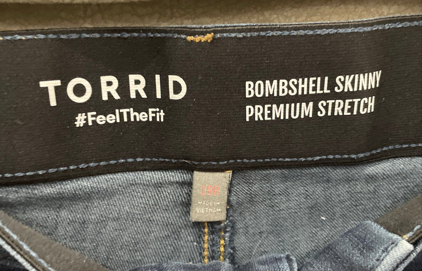 Torrid Women's Bombshell Skinny Navy Blue Premium Stretch Jeans Sz 18R