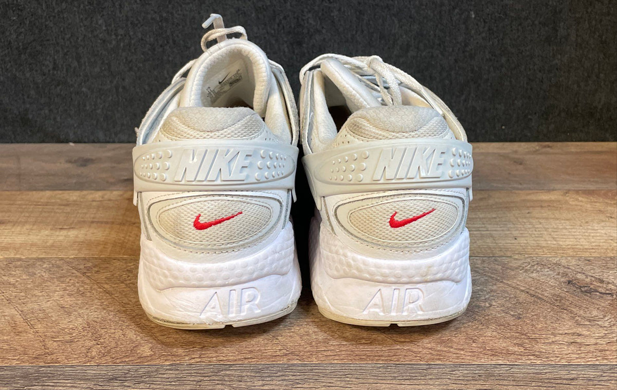 Nike Air Huarache White University Red Running Lifestyle Sneakers Size 11