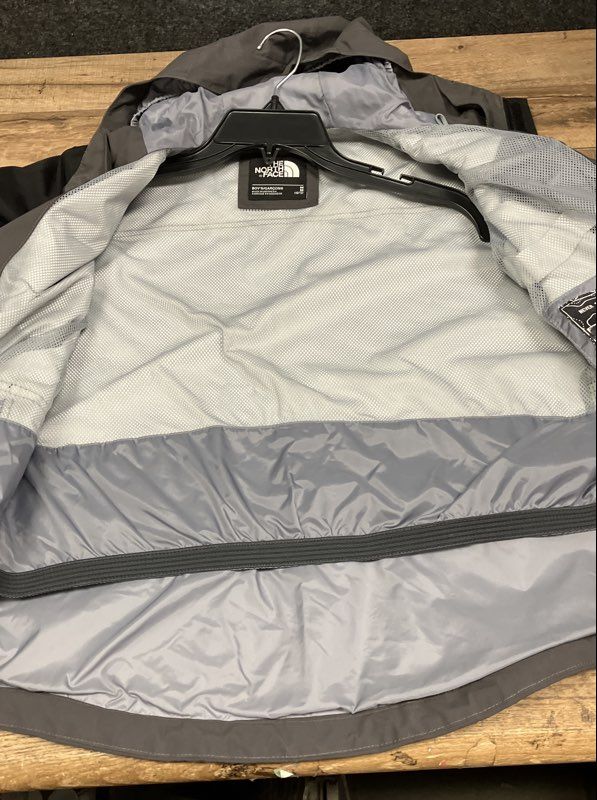The North Face Boy's DryVent Hooded Jacket Gray Black Two Tone Sz M 10/12