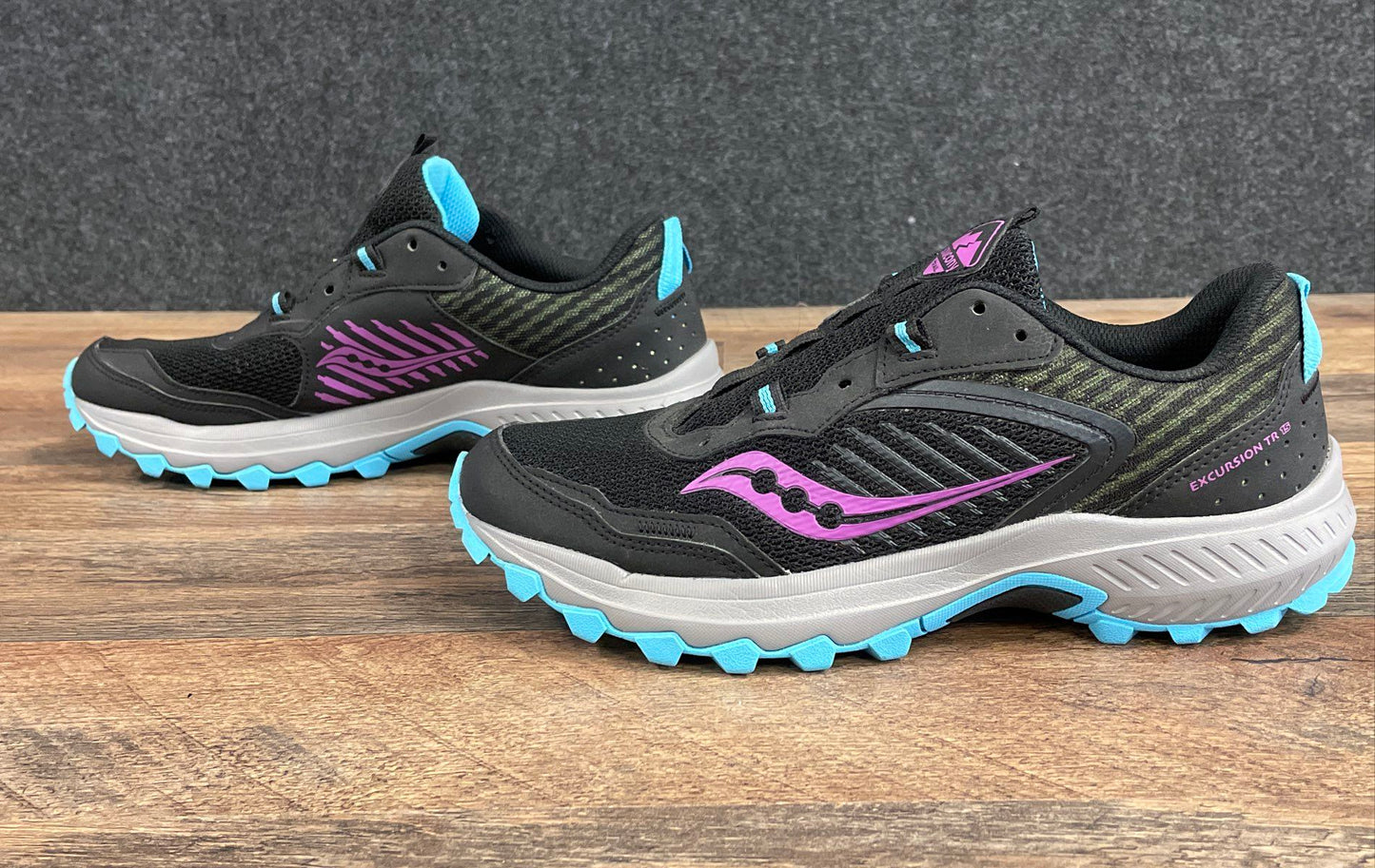 Saucony Excursion TR15 Black Purple Blue Women's Trail Running Shoes Size 8.5