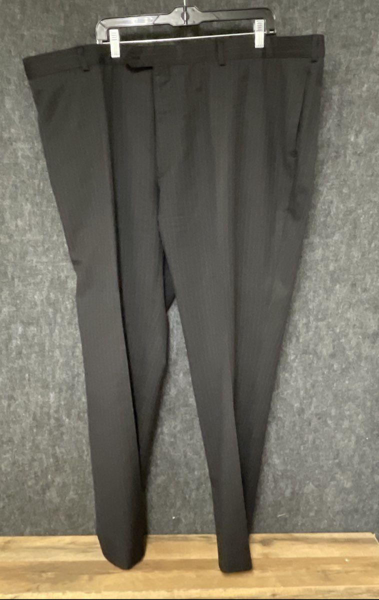 Pronto Uomo Platinum Men's Black Pinstripe Wool Two-Piece Suit 56L 48W