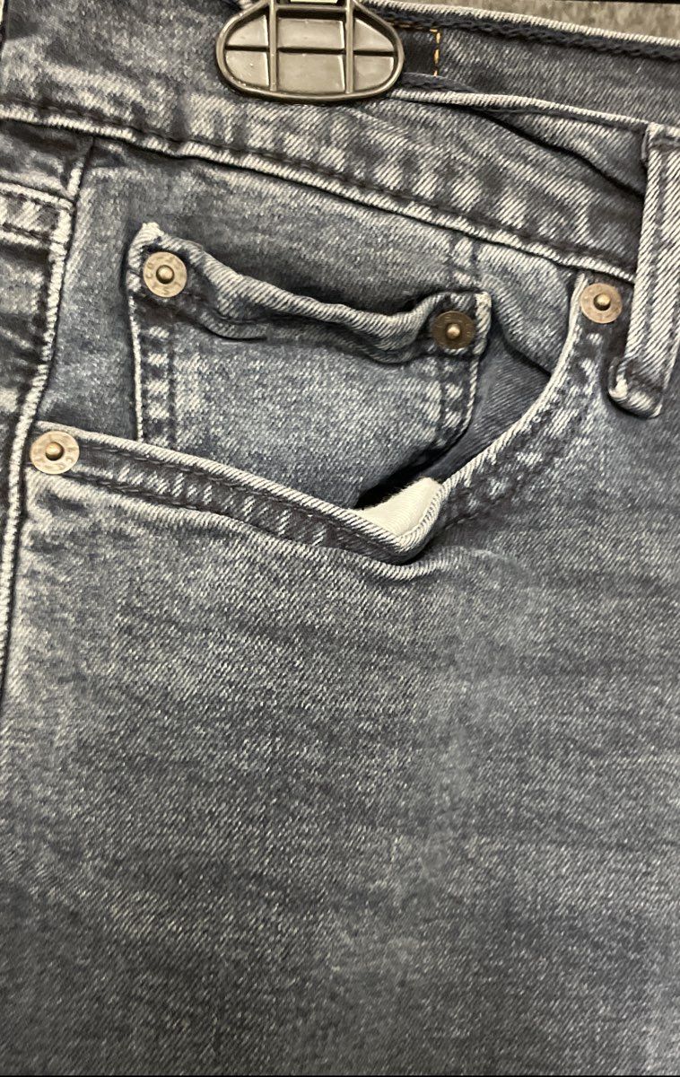 Levi's Men's 514 Straight Fit Faded Dark Wash Denim Jeans Size Medium