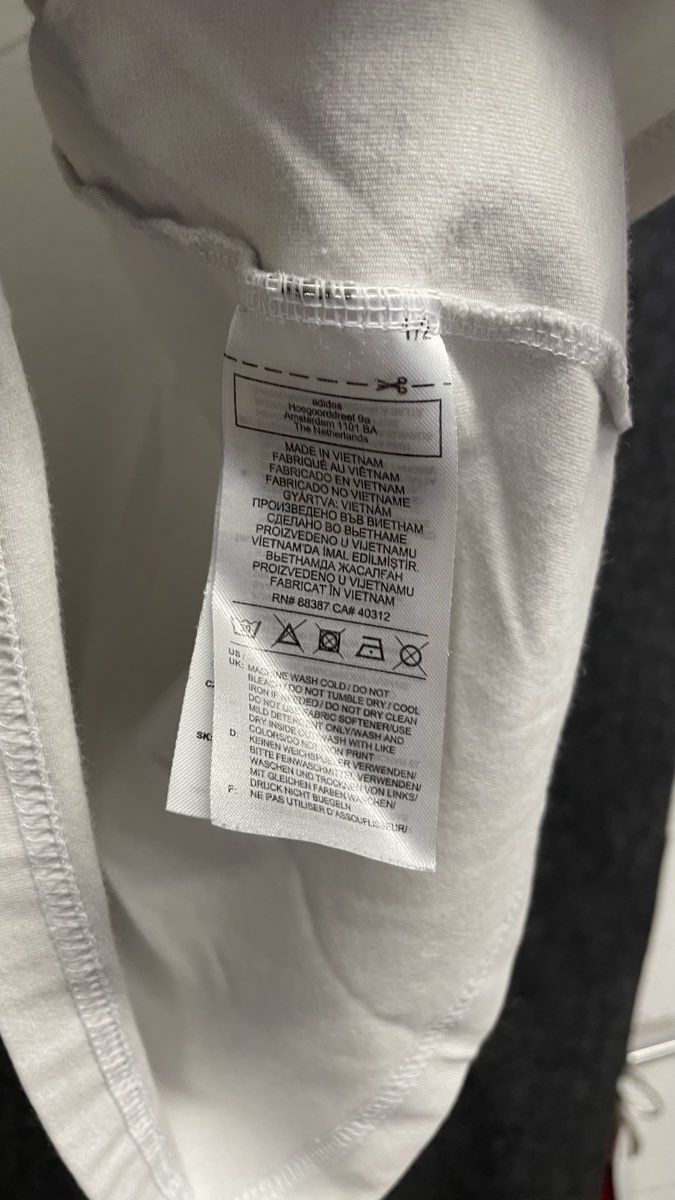 Adidas Originals Women's White Floral Trefoil Tee Size L