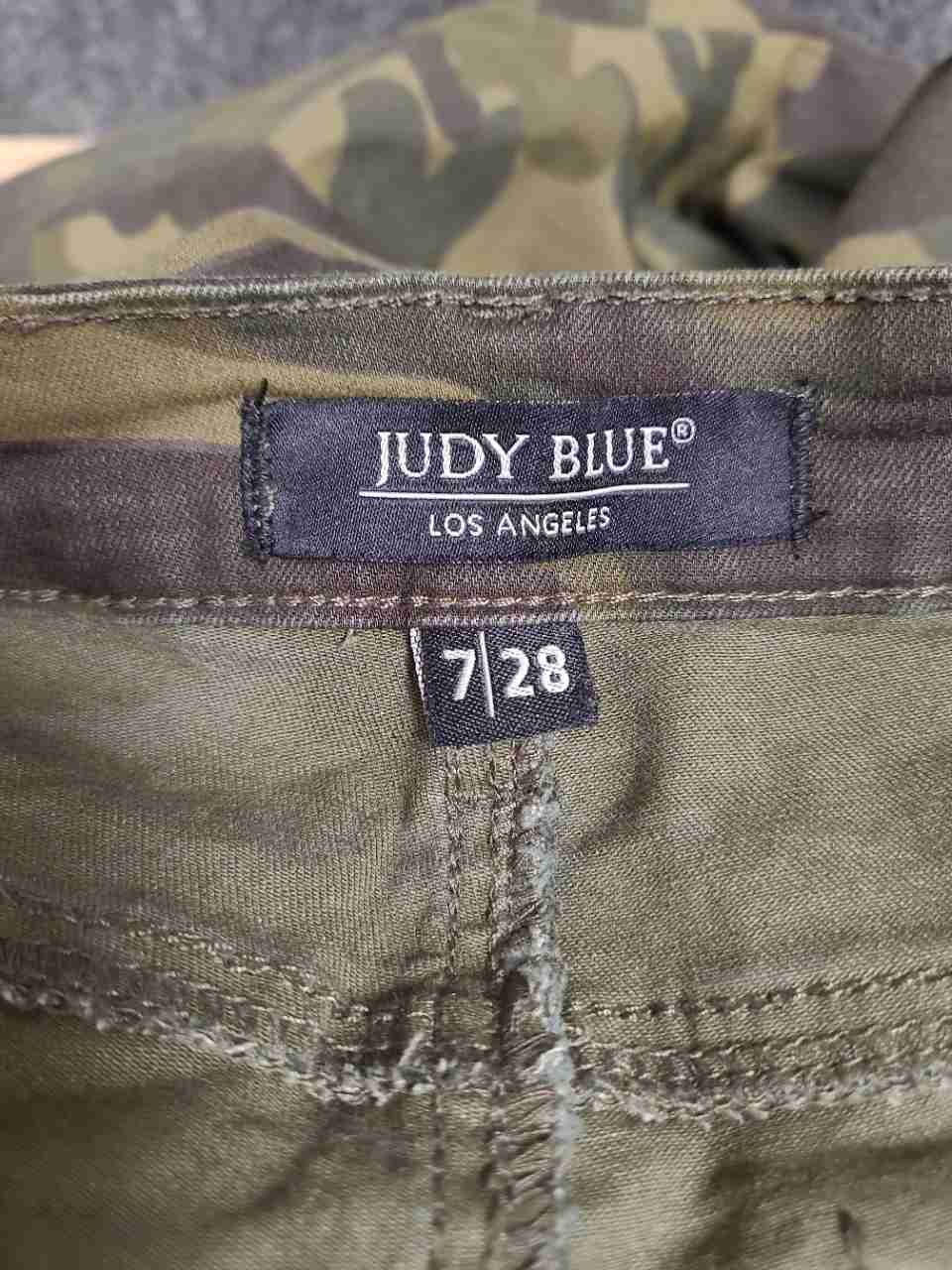 Judy Blue Women's Camo Distressed Skinny Jeans Green Brown Rip Repair Sz 7/28