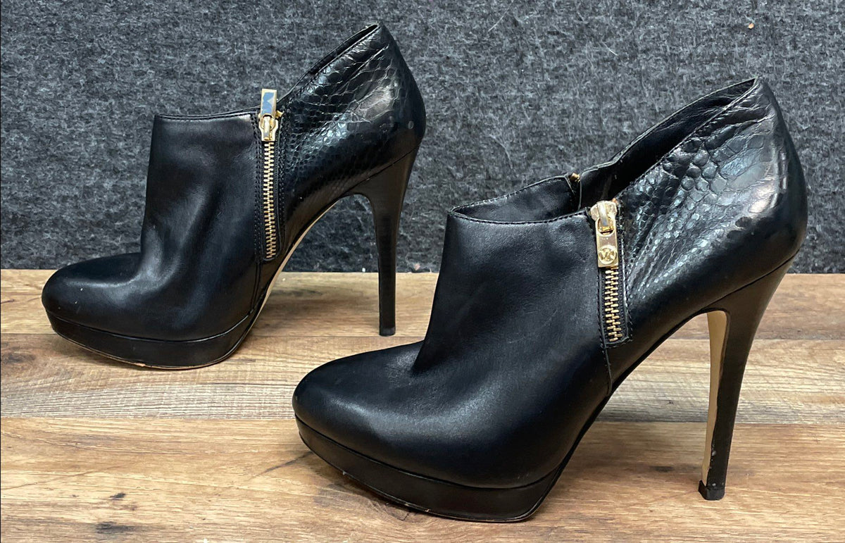 Michael Kors Black Leather Gold Zip Platform Shootie Heels Size 9.5M