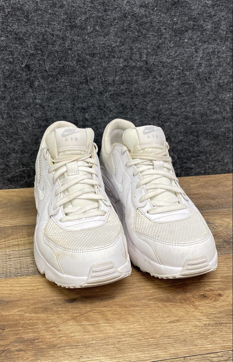 Nike Air Max Excee White Metallic Platinum Women's Sneakers Size 7