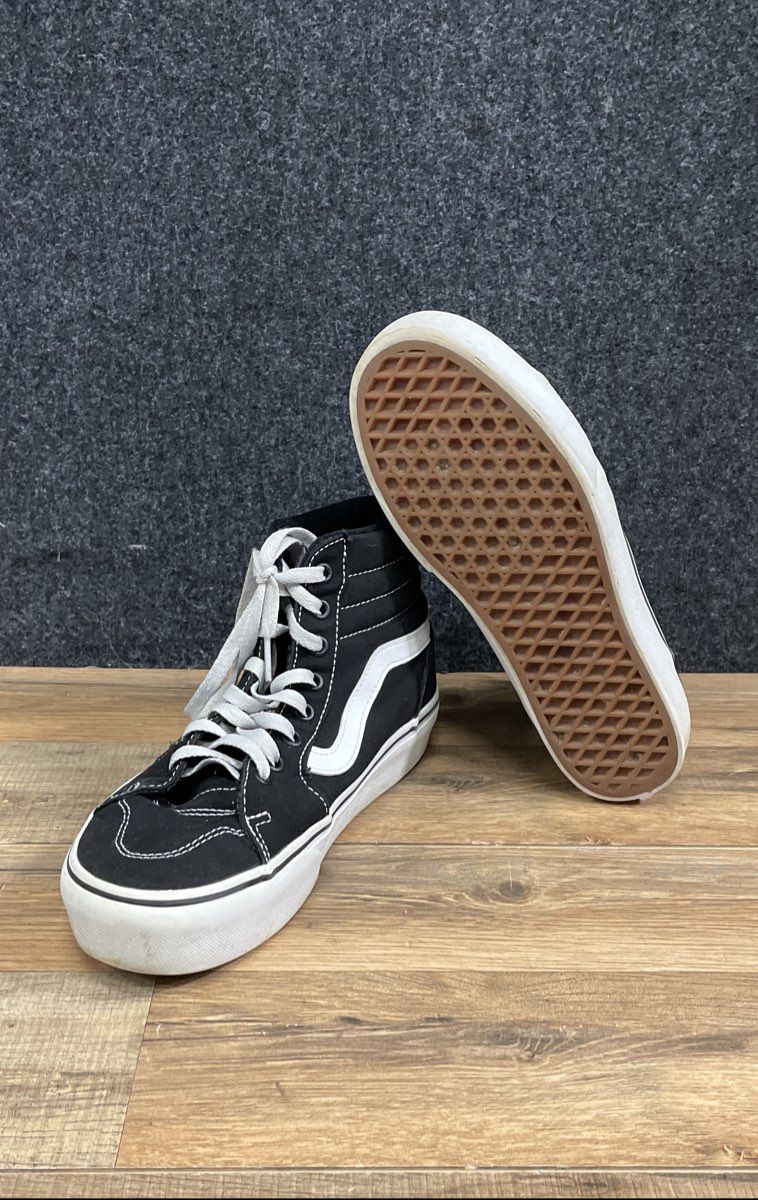 Vans Sk8-Hi Black White High Top Skate Shoes Women's Size 8.5