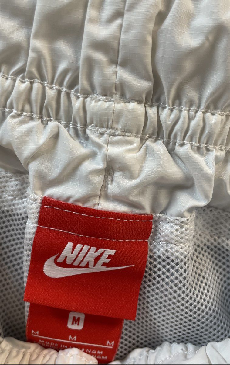 Nike Women's Grey White Colorblock Oversized Logo Mesh Lined Track Pants Sz M
