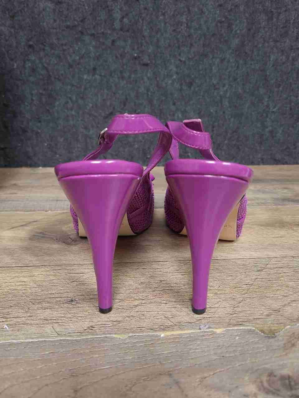 White House Black Market Purple Snakeskin Bow Slingback Heels Size 8.5M