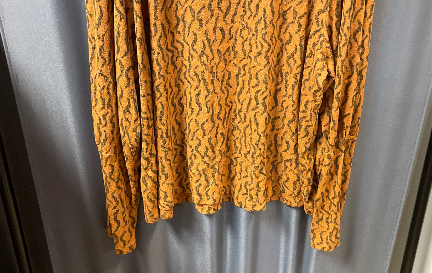 Anthropologie Women's A+ Orange Black Abstract Turtleneck Sweater Sz 3X