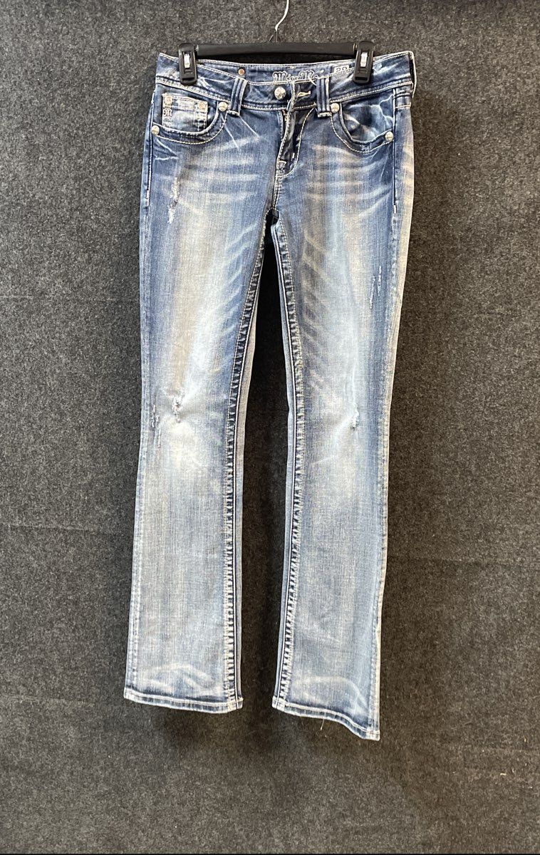 Miss Me Women's Light Wash Embroidered Flap Pocket Bootcut Jeans Sz 28