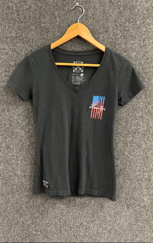 Howitzer Patriot Mfg American Flag Pledge of Allegiance V-Neck T-Shirt Sz L