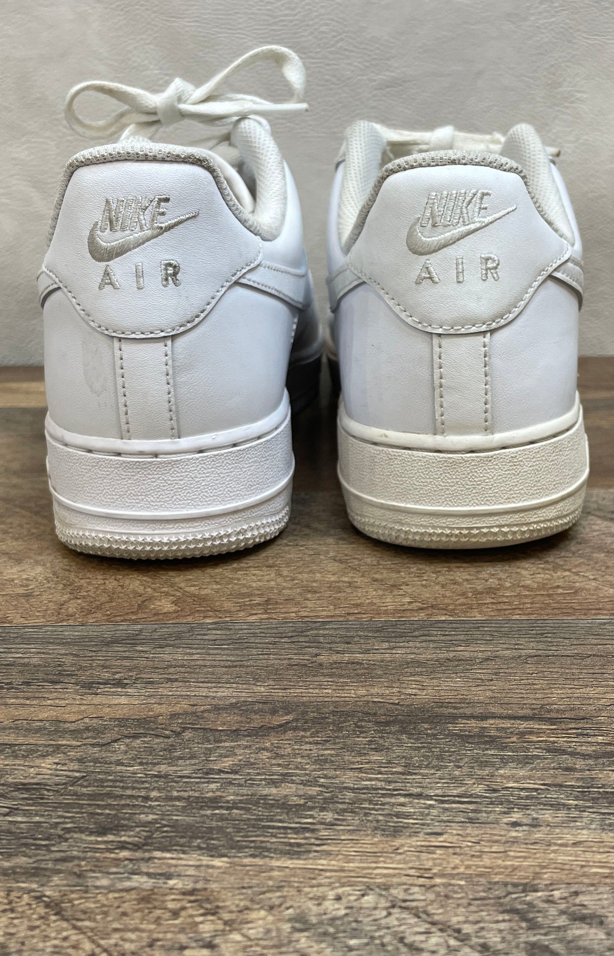 Nike Air Force 1 Low '07 Triple White Sneakers Men's Size 11 CW2288-111