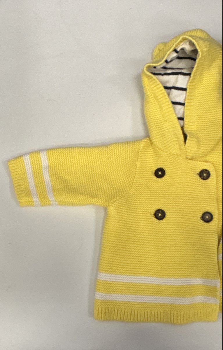 BabyGap Baby Yellow Bear Ear Hooded Knit Double Breasted Jacket Size 3-6M