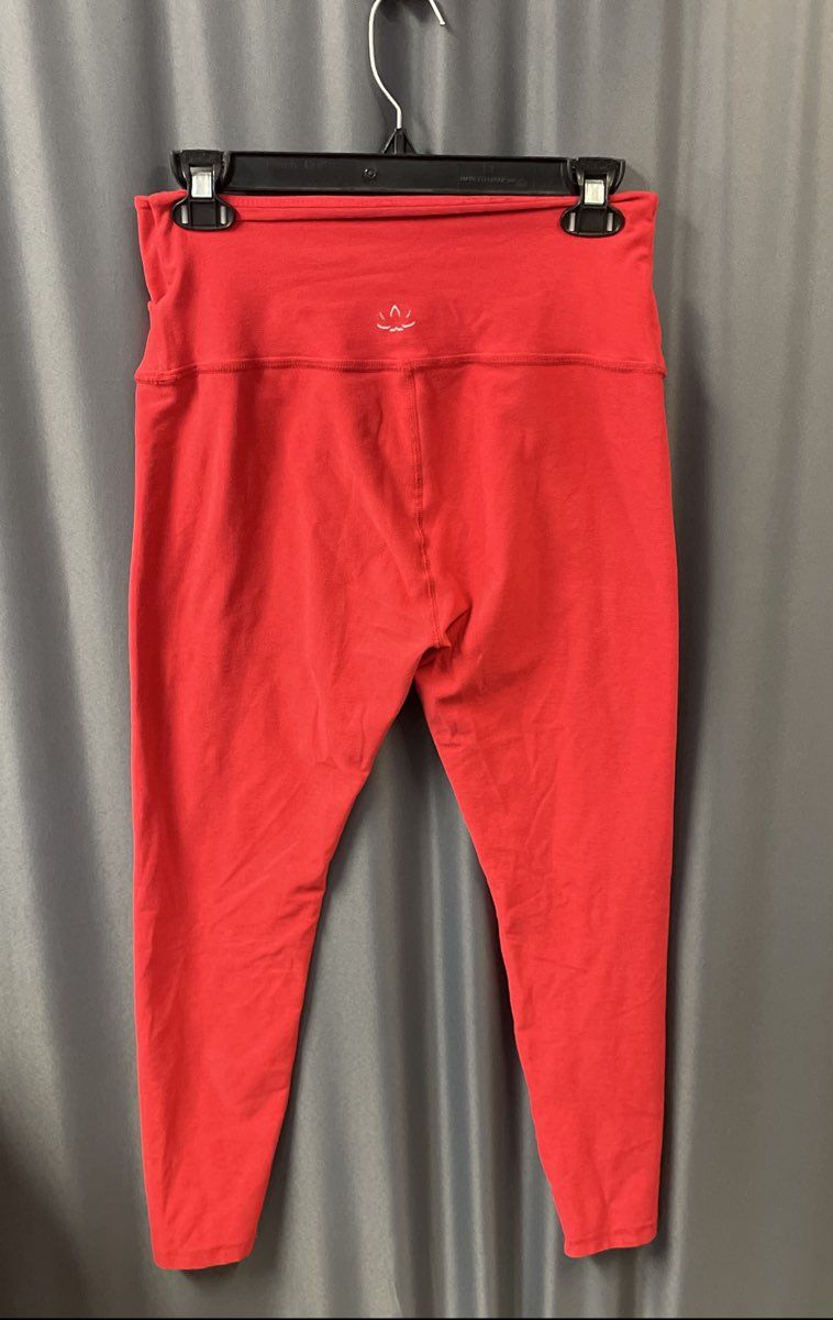 Beyond Yoga Women's Red High Waisted Crossover Waist Leggings Size L