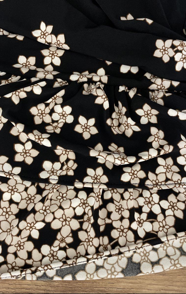 Tommy Hilfiger Women's Black Floral Print Ruffle Hem Long Sleeve Dress Sz 6