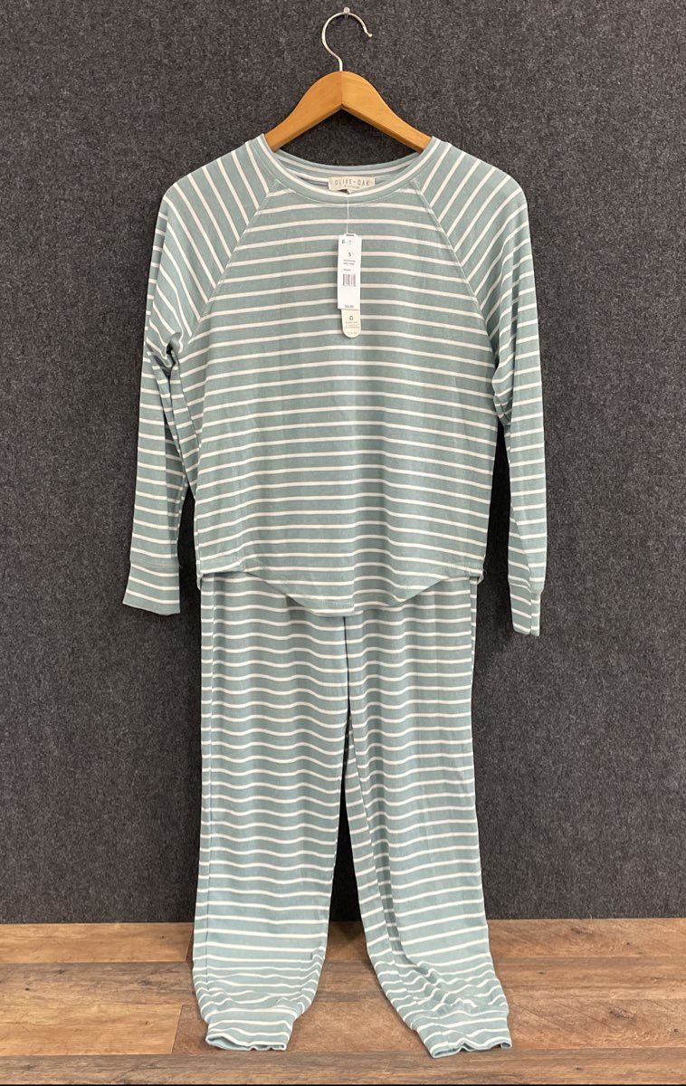 Olive & Oak Women's Sleepwear Pajama Set Sage Stripe NWT 2pc Long Sleeve Sz S