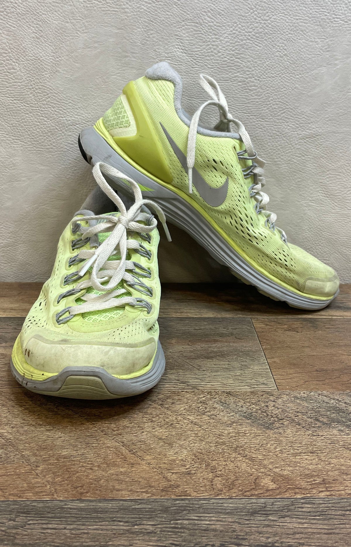 Nike Lunarglide 4 Neon Green Volt Women's Running Shoes Size 7.5