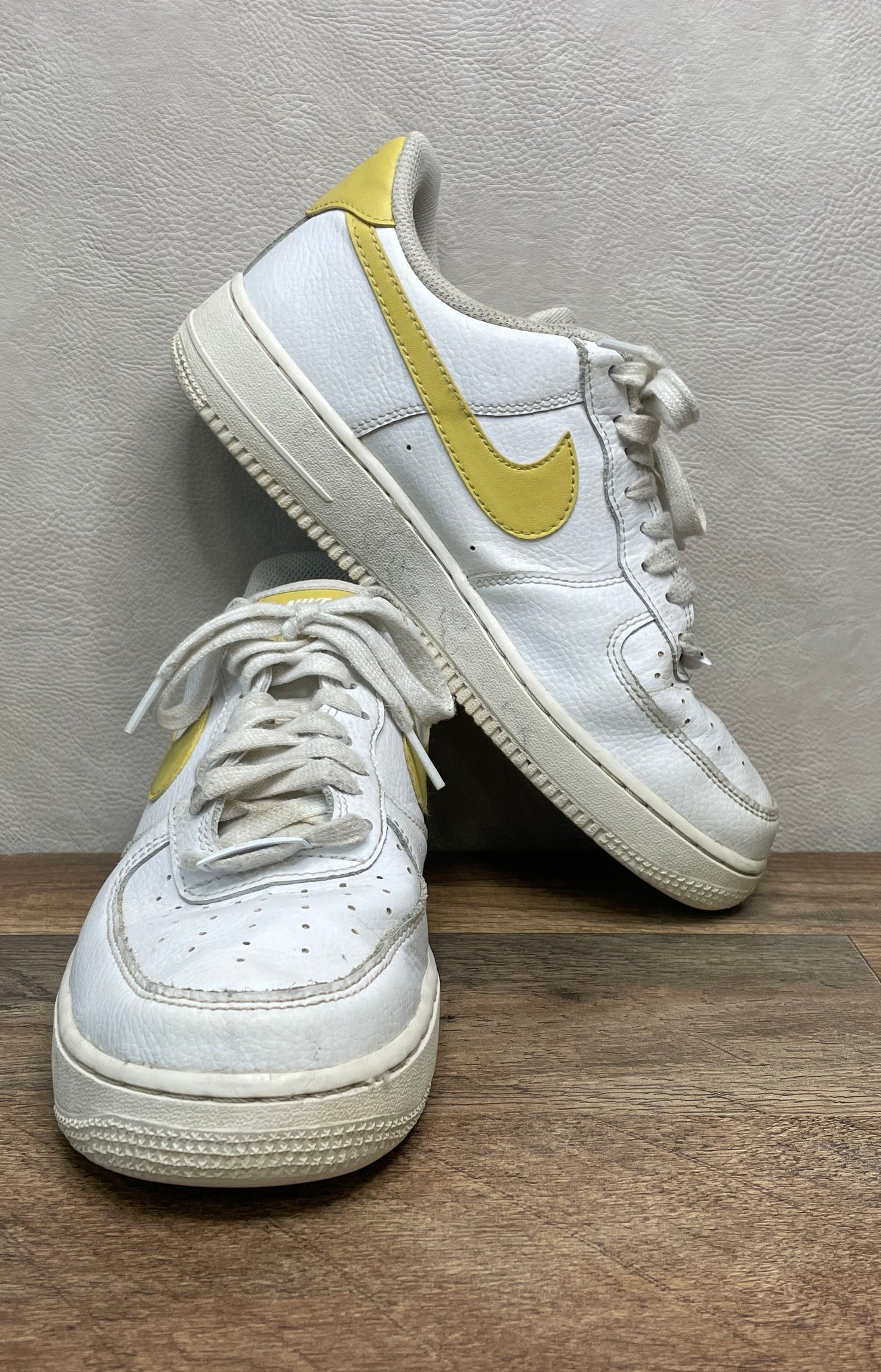 Nike Air Force 1 Low '07 White Yellow Women's Sneakers Size 9