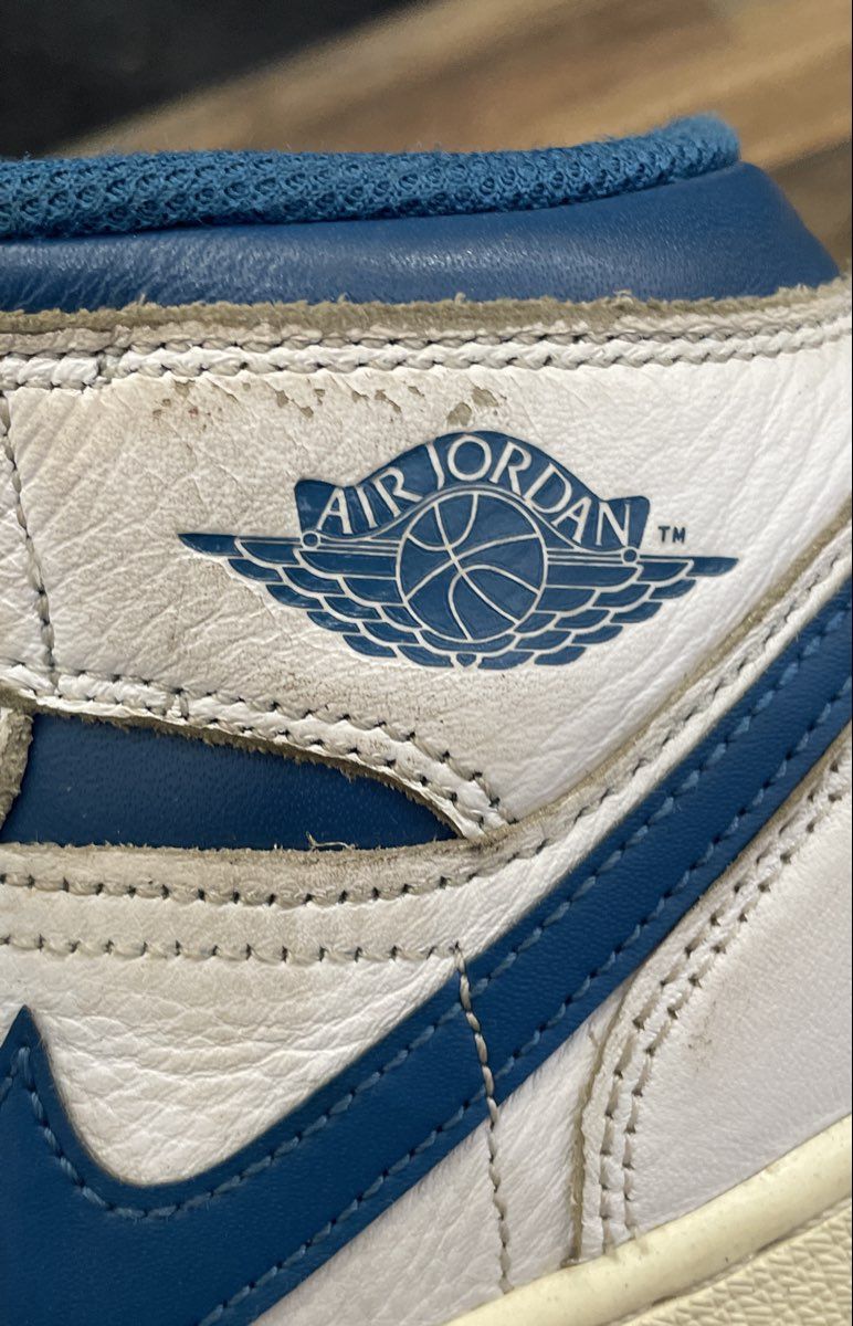 Nike Air Jordan 1 Mid Legend Blue White GS Kids Sneakers Size 4.5Y