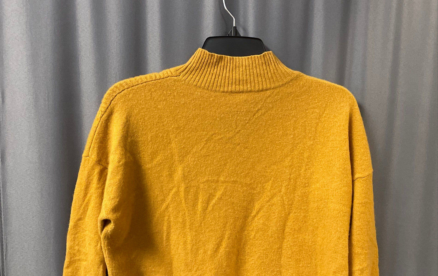 Isaac Mizrahi Live Women's Saffron Yellow 100% Cashmere Mock Neck Sweater Sz S