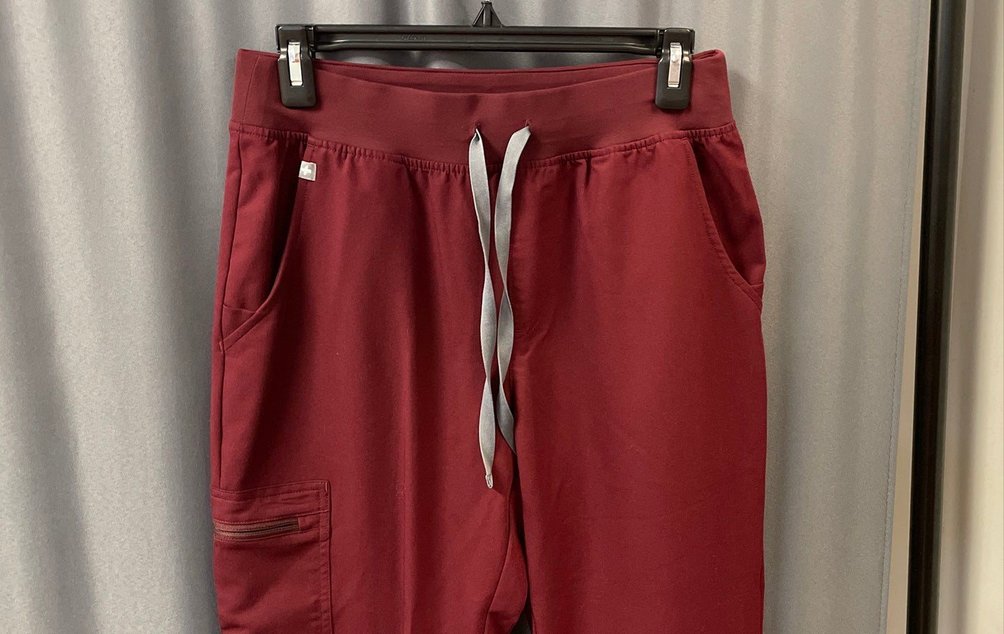 Figs Women's Zamora Jogger Scrub Bottoms Burgundy FIONx Small Tall