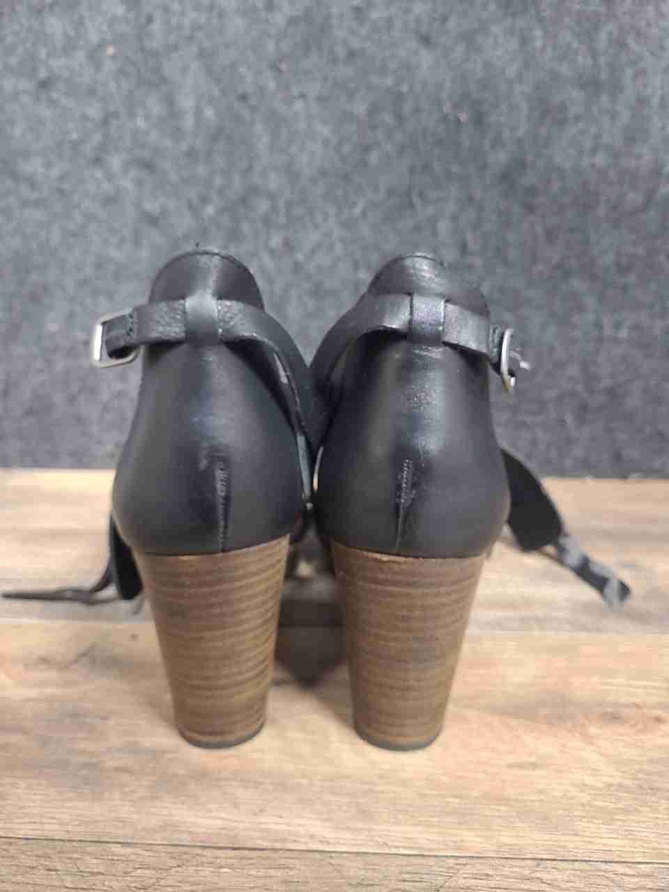 Lucky Brand Black Leather Ankle Strap Wedge Sandals Women's Size 7.5