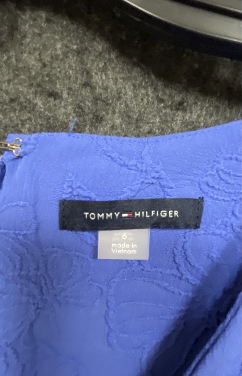 Tommy Hilfiger Women's Blue Floral Jacquard Puff Sleeve V-Neck Dress Sz 6