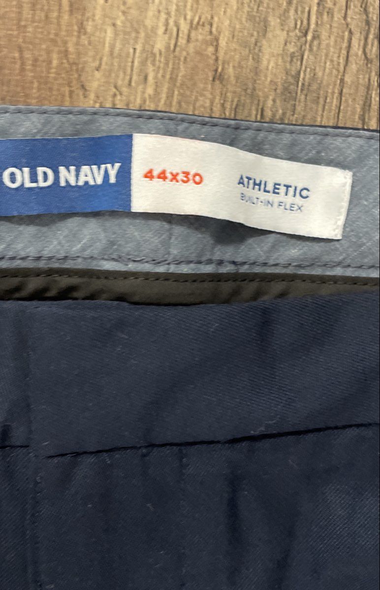 Old Navy Men's Lot of 2 Athletic Built-In Flex Pants Navy Black Sz 44x30 NWT