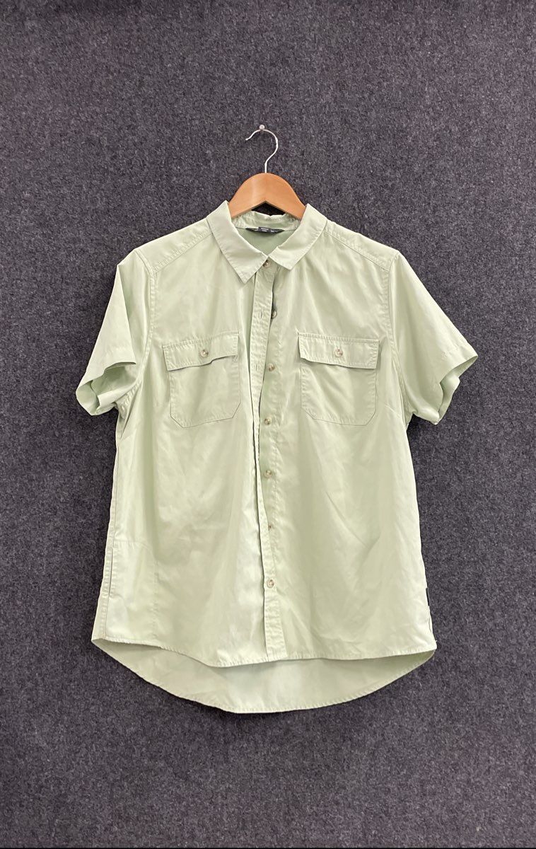 Eddie Bauer Women's Light Green Short Sleeve Outdoor Hiking Shirt Sz L