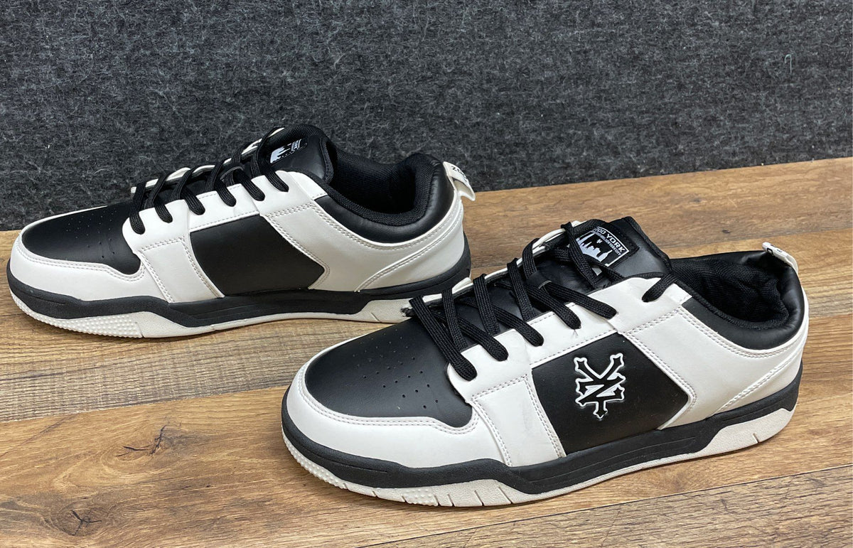 Zoo York Hundred Black White Low Top Skate Sneakers Men's Size 10