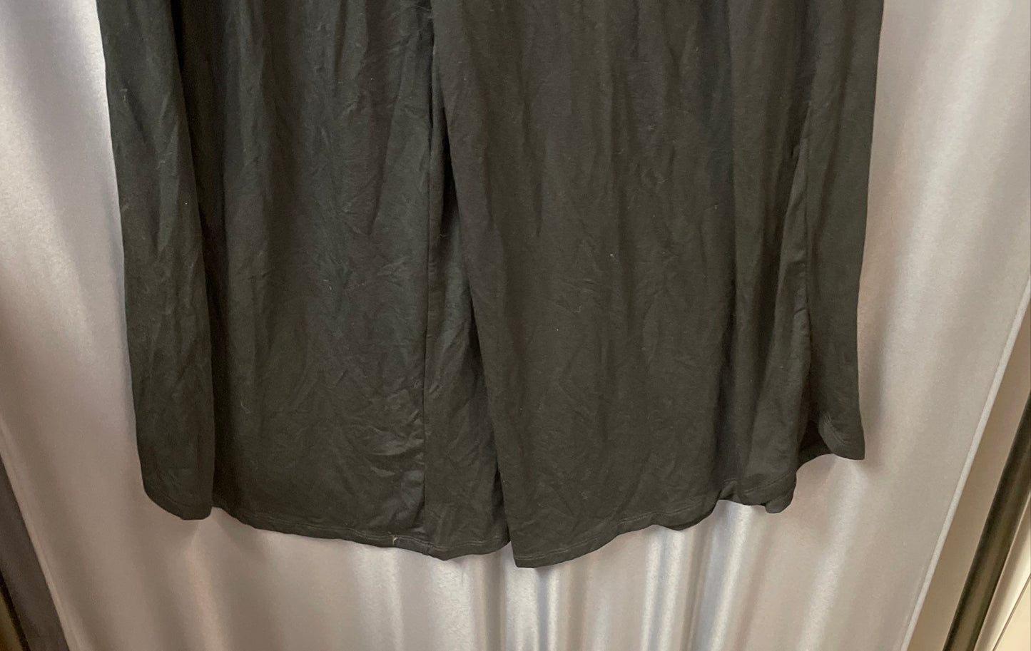 Z Supply Women's The Flared Pant Black Rayon Spandex Wide Leg NWT Size M