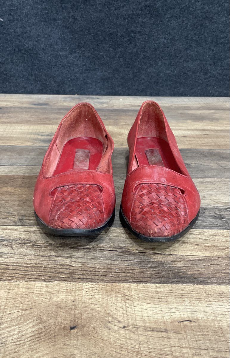 Vintage 90s Avon Fashions Red Woven Toe Leather Ballet Flats Size 8.5 B