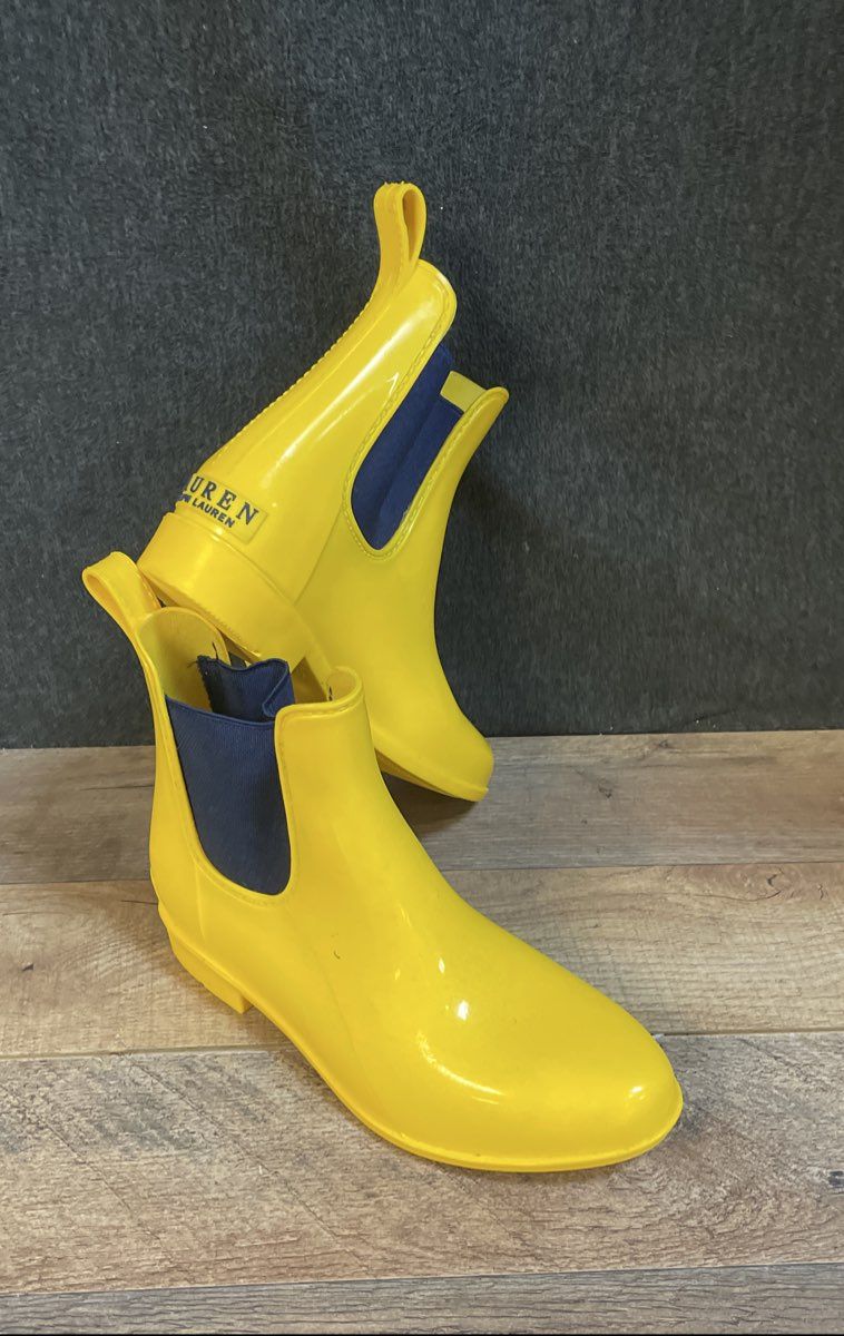 Lauren Ralph Lauren Yellow Navy Chelsea Ankle Rain Boots Size 6
