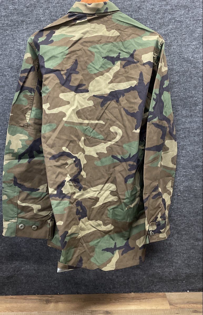 Vintage 90s US Military Woodland Camo BDU Combat Coat Jacket Small X-Long