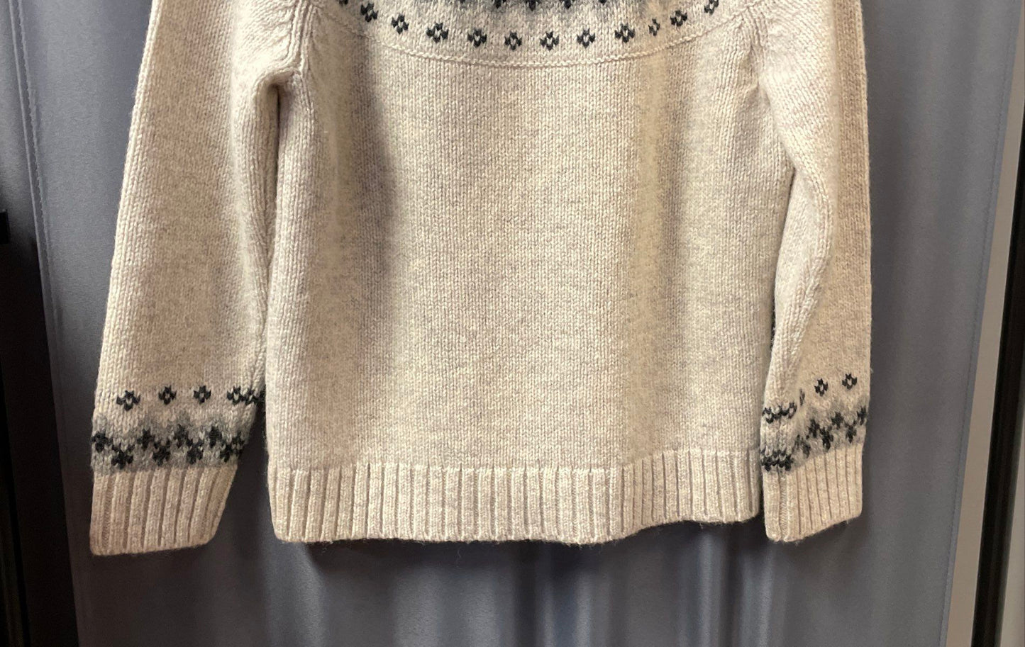 L.L. Bean Women's Fair Isle Lambswool Nordic Knit Sweater Cream Gray Sz M PET