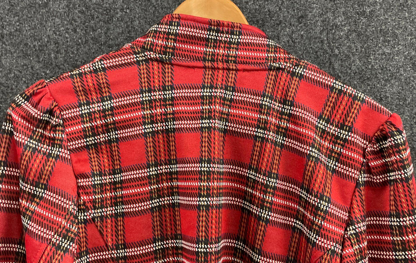 Tommy Hilfiger Women's Red Plaid Band Jacket Gold Crest Buttons NWT Sz M