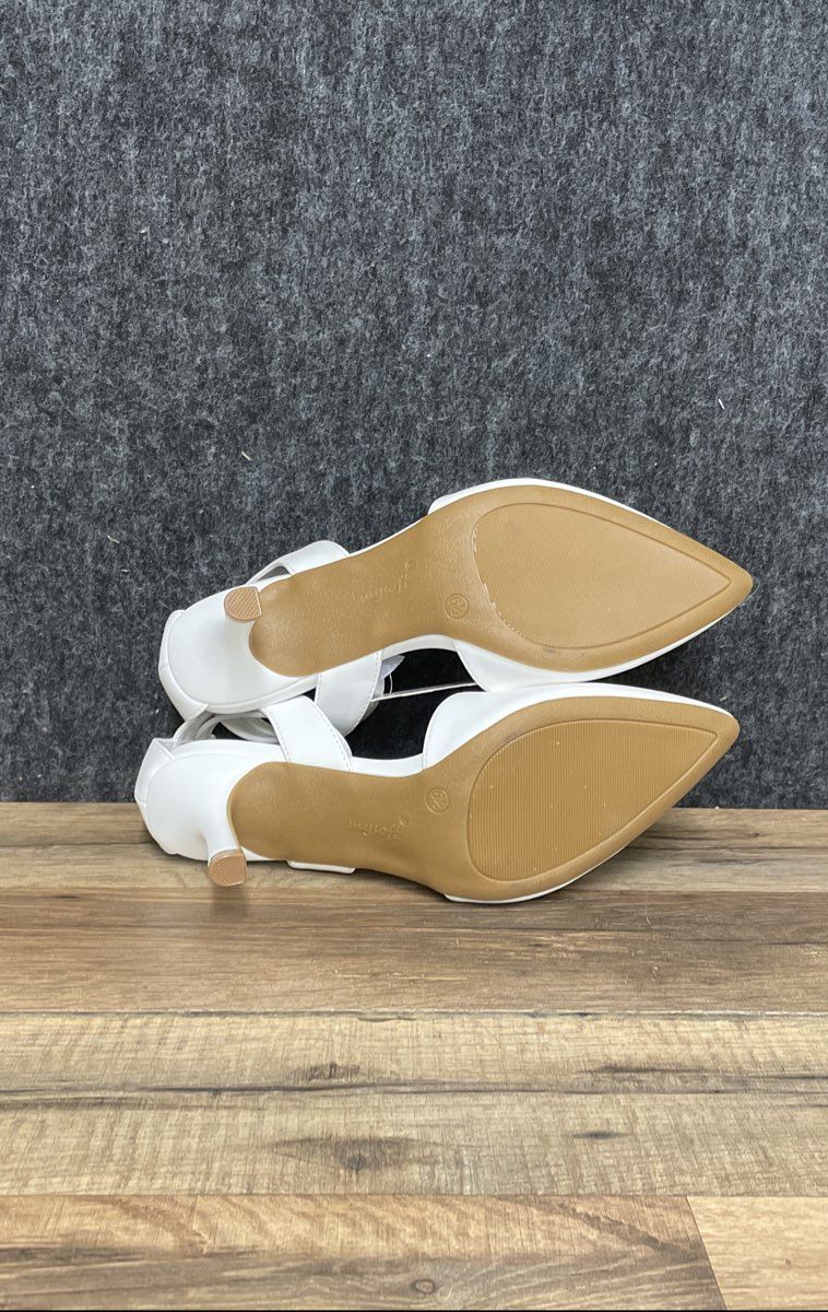 Mysoft White Pointed Toe Ankle Strap Heels Pumps Women's Size 6.5 New in Box