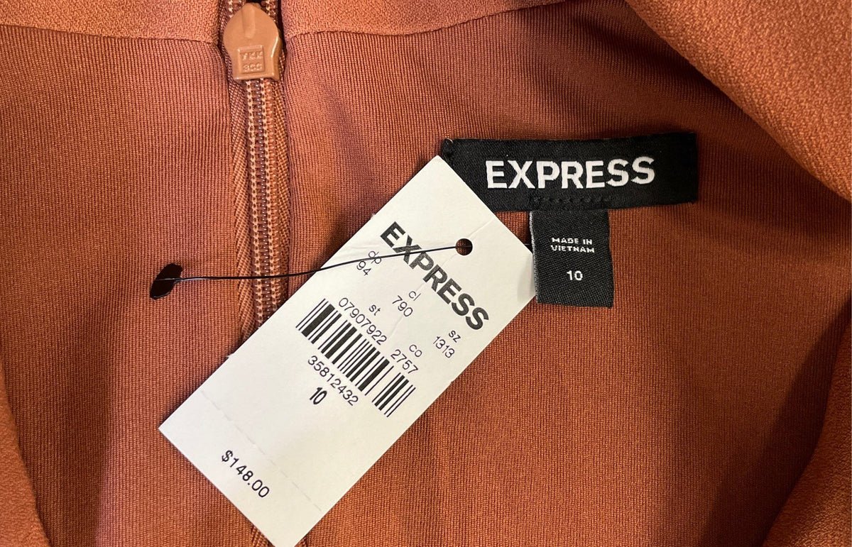 Express Women's Jumpsuit Rust Notched Lapel Wide Leg Sleeveless NWT Sz 10