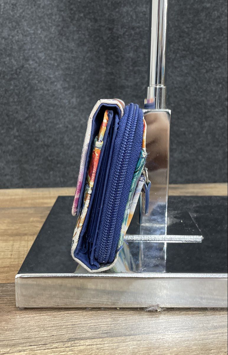 Safe Keeper Multi Color Floral Print Textured Leather Clutch Wallet Organizer