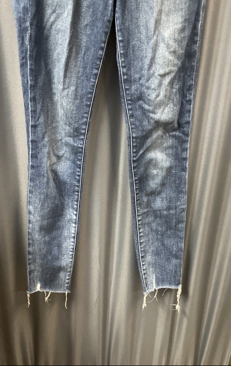 Frame Women's Le Skinny de Jeanne Jeans Blue Victoria Park Distressed Sz 27
