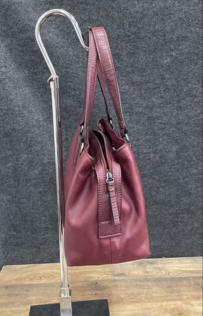 Simply Vera Vera Wang Maroon Faux Leather Triple Compartment Satchel Handbag