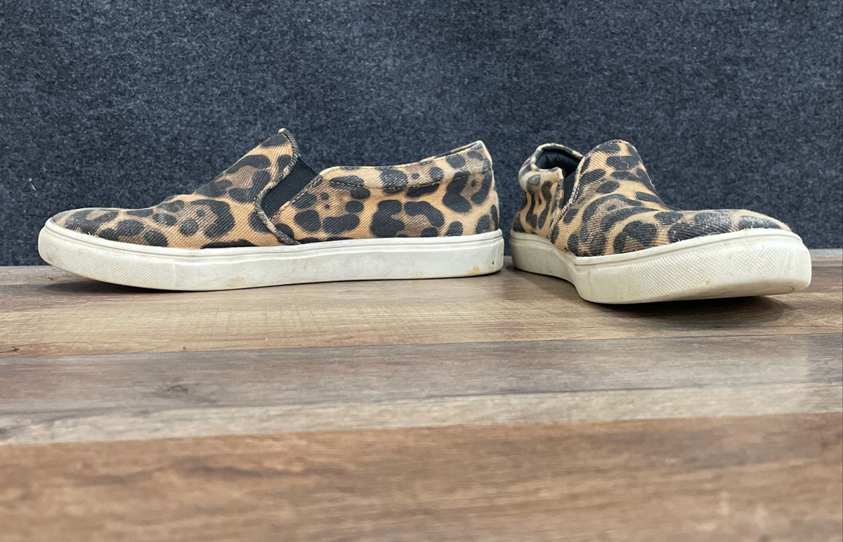 A New Day Leopard Print Canvas Slip On Sneakers Women's Size 7