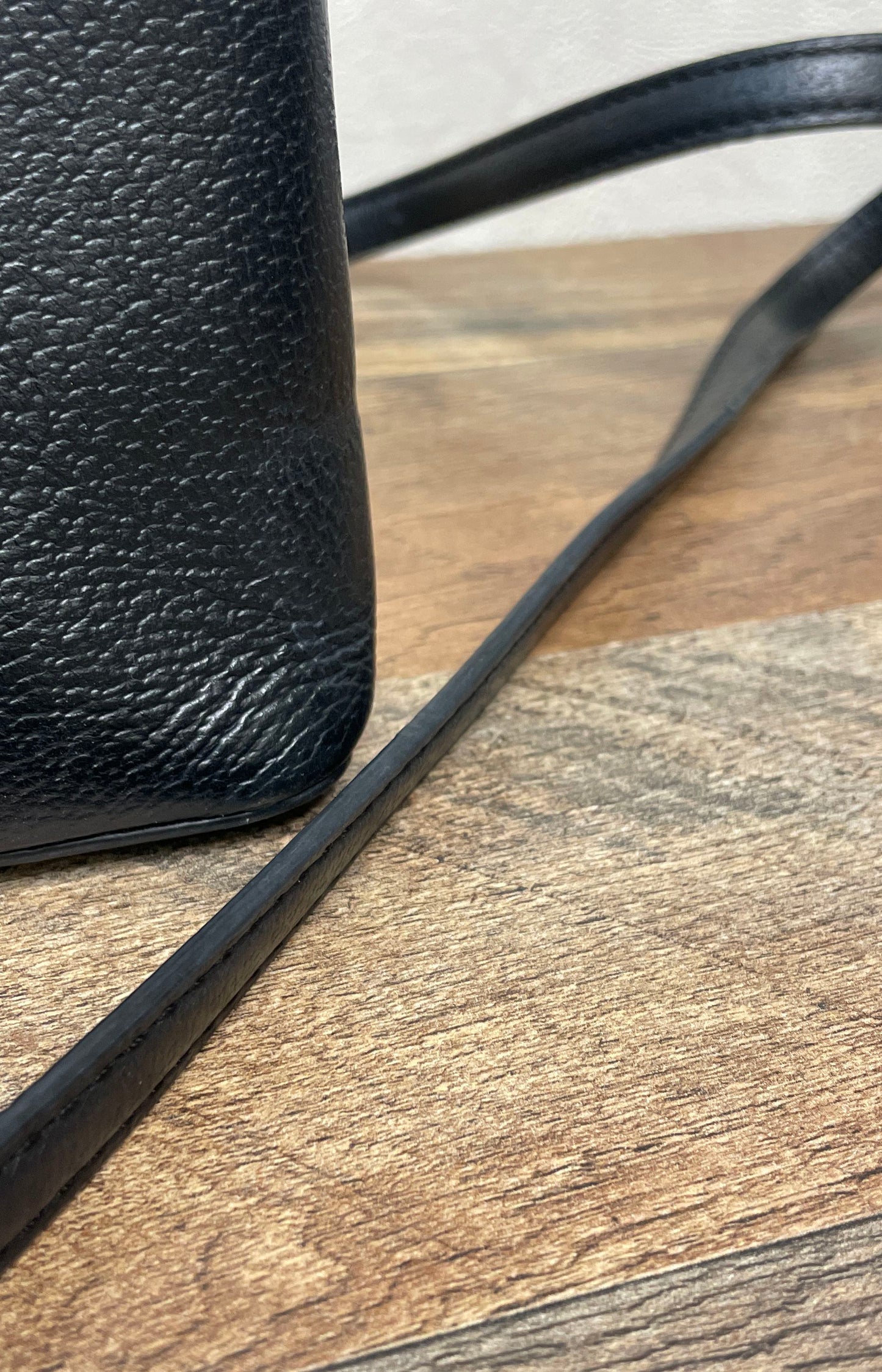 Kate Spade Black Pebbled Leather Small Crossbody Bag Gold Hardware