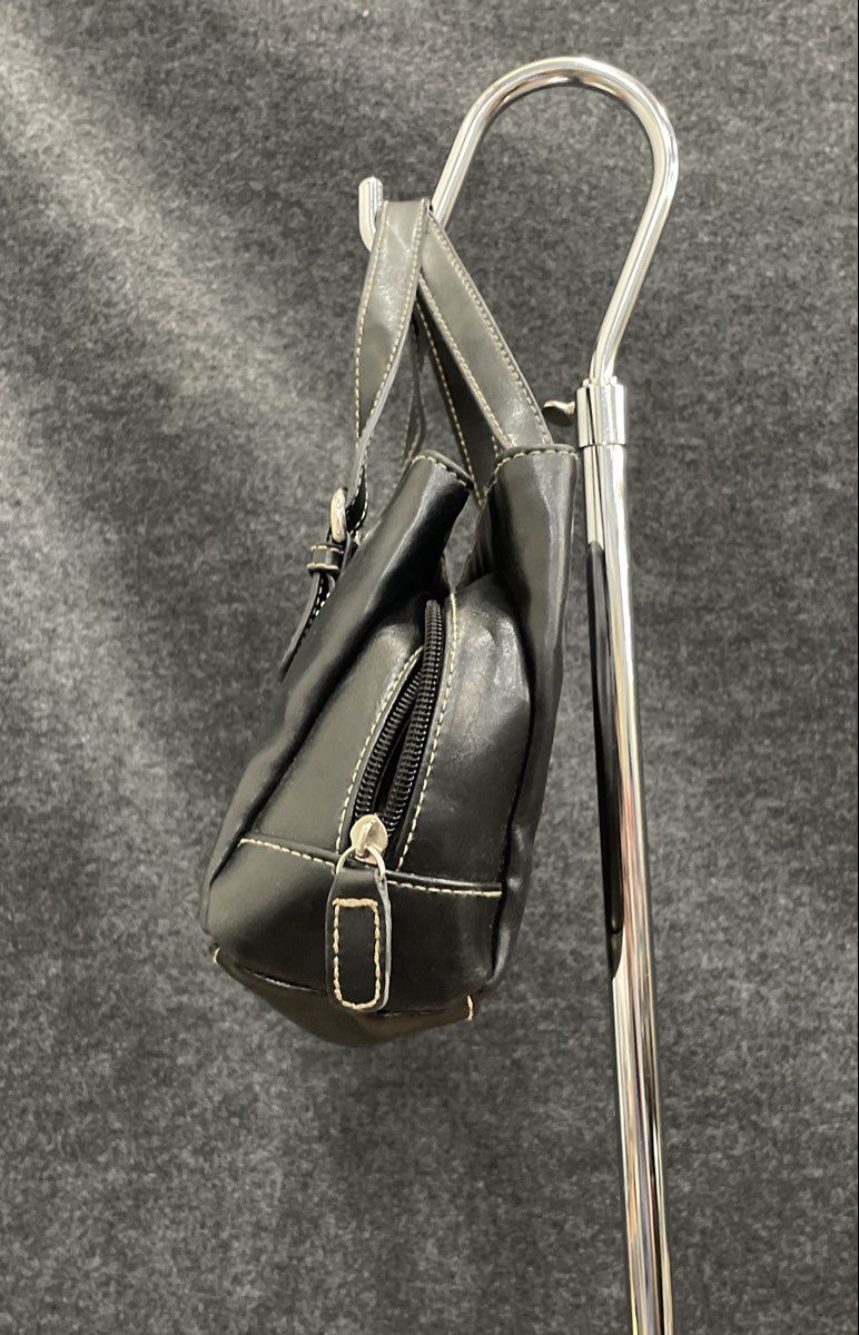 Vintage Duck Head Black Leather Top Handle Shoulder Bag Silver Hardware