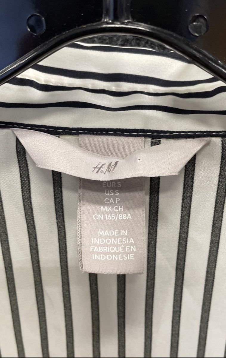 H&M Women's White Black Stripe Button Down Long Sleeve Shirt Sz S