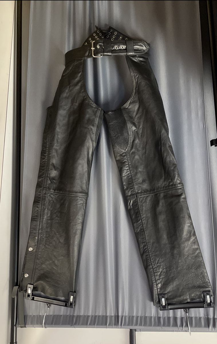 USA Bikers Dream Apparel Black Leather Lined Motorcycle Riding Chaps Sz L