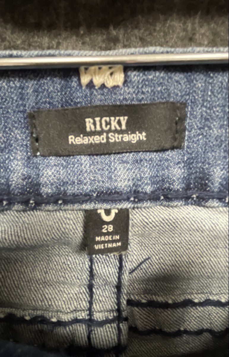 True Religion Men's Ricky Relaxed Straight Jeans Distressed Splatter Sz 28
