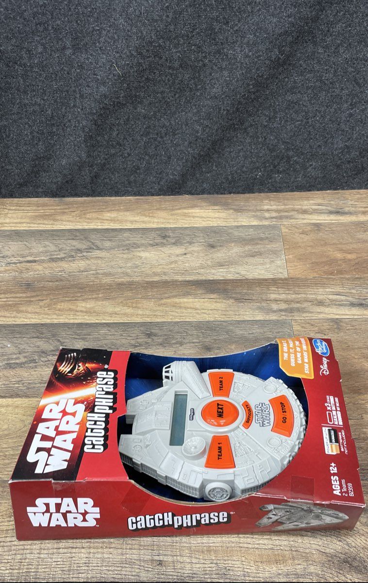 Hasbro Star Wars Catch Phrase Electronic Game Millennium Falcon In Box B2359